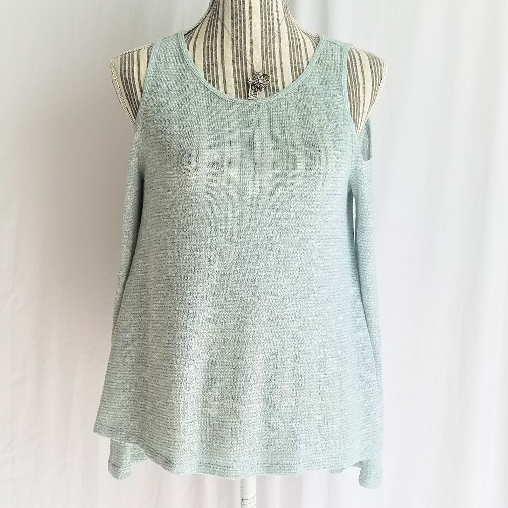 Cold Shoulder Top With Silver Treading Throughout